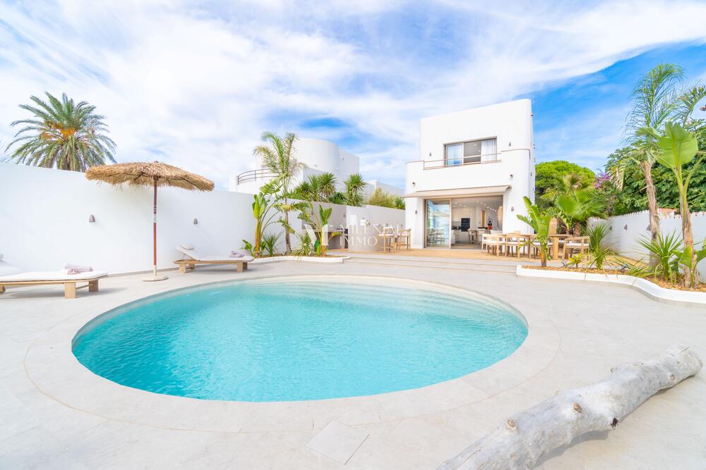 CI-SEGRE SEGRE 24 A Casa aislada / Villa Empuriabrava CI-SEGRE SEGRE 24 A Casa aislada / Villa Empuriabrava