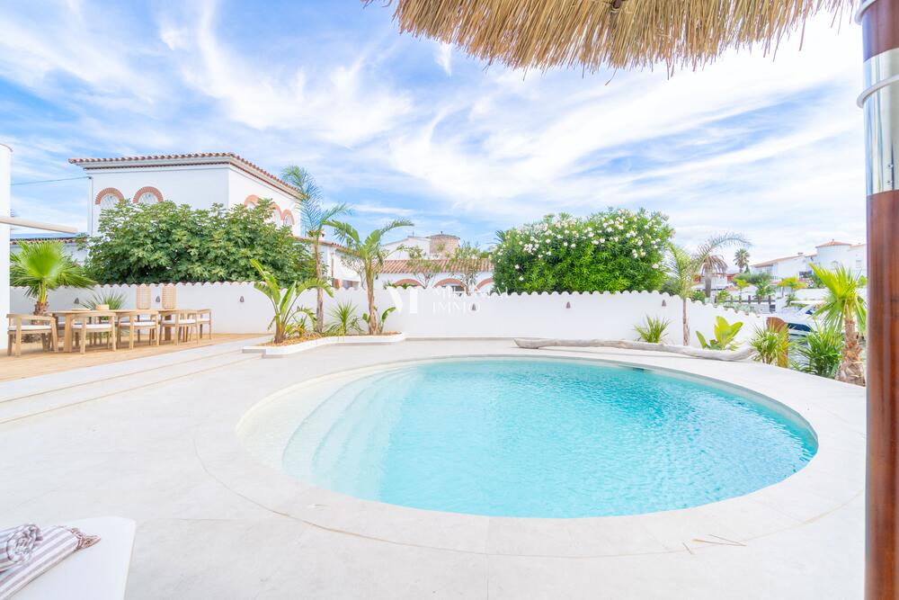 CI-SEGRE SEGRE 24 A Casa aislada / Villa Empuriabrava CI-SEGRE SEGRE 24 A Casa aislada / Villa Empuriabrava