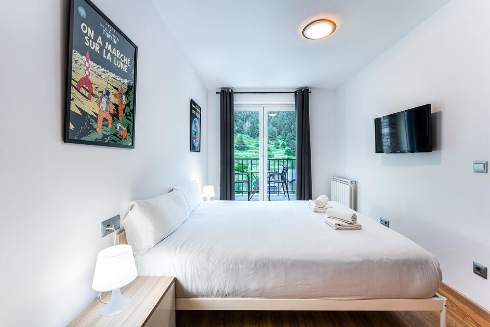 tintin Acogedor apartamento en Arinsal 4PAX a pie de pistas I Balcón con vistas y parking, HUT4-007403 Apartamento Arinsal tintin Acogedor apartamento en Arinsal 4PAX a pie de pistas I Balcón con vistas y parking, HUT4-007403 Apartamento Arinsal