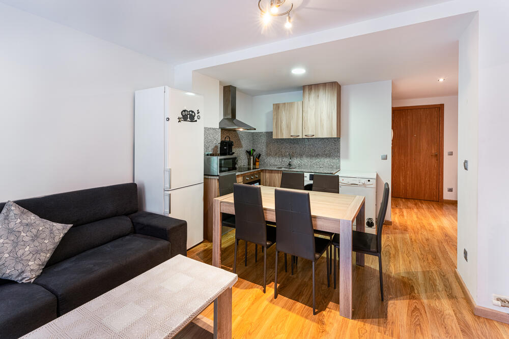 elriu Apartamento moderno en Arinsal 6PAX a pie de pistas I Balcón con vistas y parking, HUT4-007427 Apartamento Arinsal elriu Apartamento moderno en Arinsal 6PAX a pie de pistas I Balcón con vistas y parking, HUT4-007427 Apartamento Arinsal