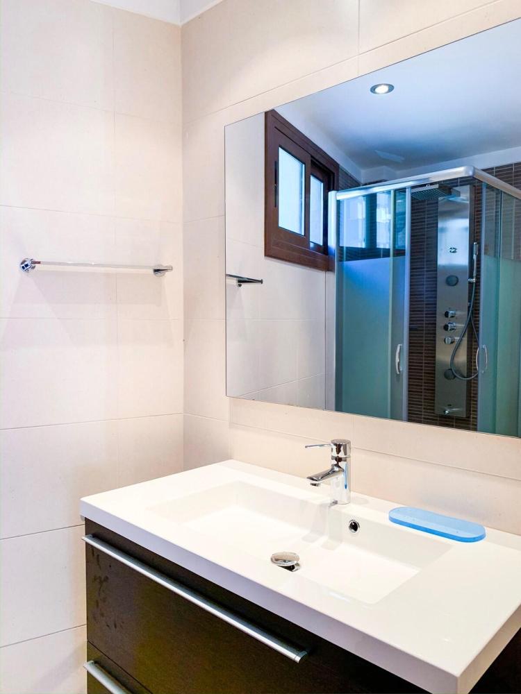 367640 Apartamento moderno BH ESTANYO, vistas a Arinsal Apartamento Mas de Ribafeta 367640 Apartamento moderno BH ESTANYO, vistas a Arinsal Apartamento Mas de Ribafeta