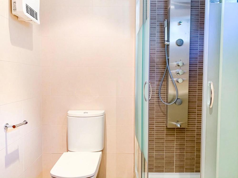 367652 Apartamento moderno BH FONT BLANCA en Arinsal Apartamento Mas de Ribafeta 367652 Apartamento moderno BH FONT BLANCA en Arinsal Apartamento Mas de Ribafeta