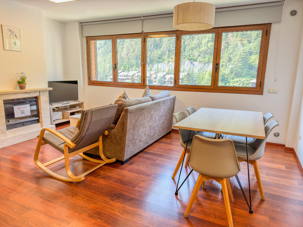 fontblanca ¡Moderno familiar en Arinsal! 5Pax Parking FB Apartamento Arinsal fontblanca ¡Moderno familiar en Arinsal! 5Pax Parking FB Apartamento Arinsal