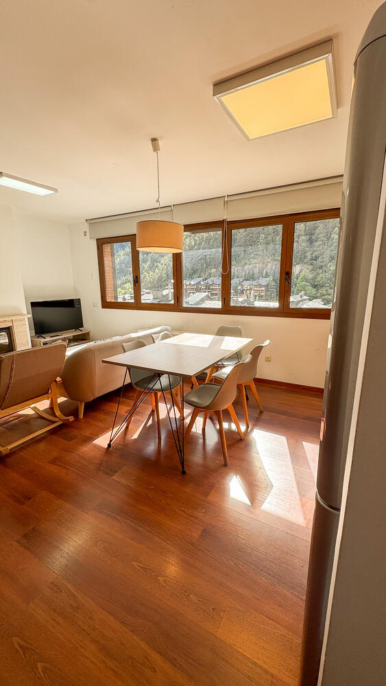 perafita Apartamento Moderno en Arinsal 5PAX I Ideal grupo o familia, Parking, Pet friendly Apartamento Arinsal perafita Apartamento Moderno en Arinsal 5PAX I Ideal grupo o familia, Parking, Pet friendly Apartamento Arinsal