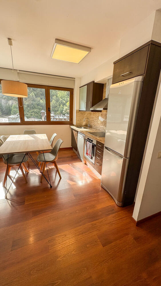 perafita Apartamento Moderno en Arinsal 5PAX I Ideal grupo o familia, Parking, Pet friendly Apartamento Arinsal perafita Apartamento Moderno en Arinsal 5PAX I Ideal grupo o familia, Parking, Pet friendly Apartamento Arinsal
