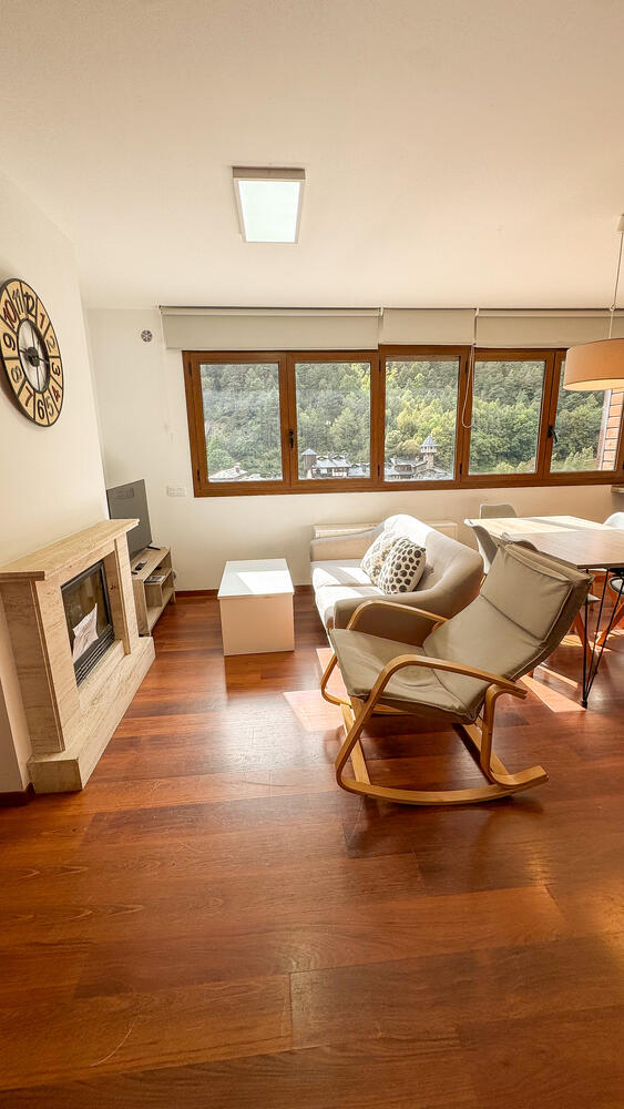 perafita Apartamento Moderno en Arinsal 5PAX I Ideal grupo o familia, Parking, Pet friendly Apartamento Arinsal perafita Apartamento Moderno en Arinsal 5PAX I Ideal grupo o familia, Parking, Pet friendly Apartamento Arinsal