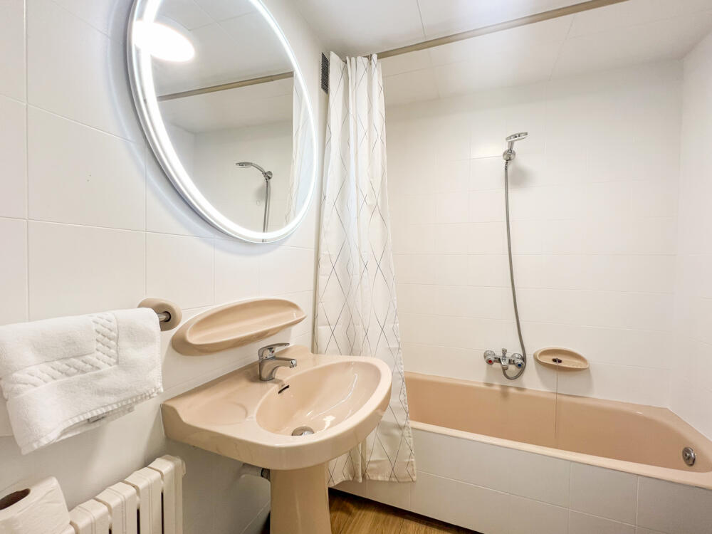centralpark ¡Centro, Av Carlemany! 6Pax + Parking Apartamento  Escaldes-Engordany