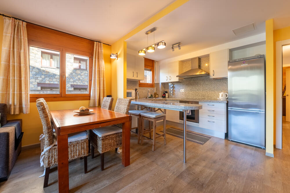 rossinyol ¡Rustico con vistas a el Tarterl! 6Pax, Pk RN Apartamento El Tarter rossinyol ¡Rustico con vistas a el Tarterl! 6Pax, Pk RN Apartamento El Tarter