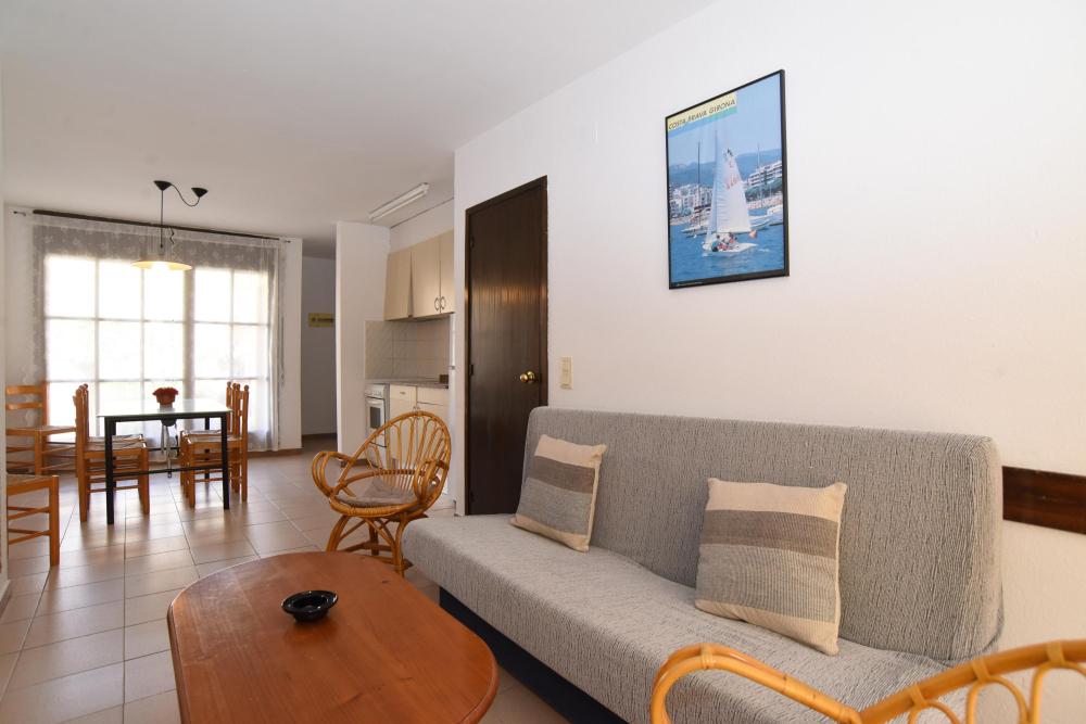 Ducat 13-III 13-III Apartment  Escala (L')
