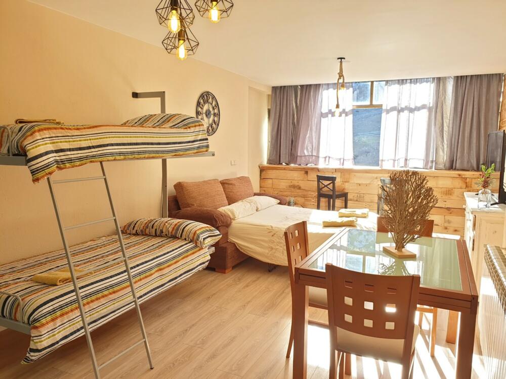 1 APARTAMENTO EL SARRIO Piso  Aisa