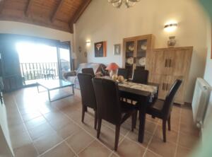 3 CASA FUENDEPLATA Apartamento  Jaca
