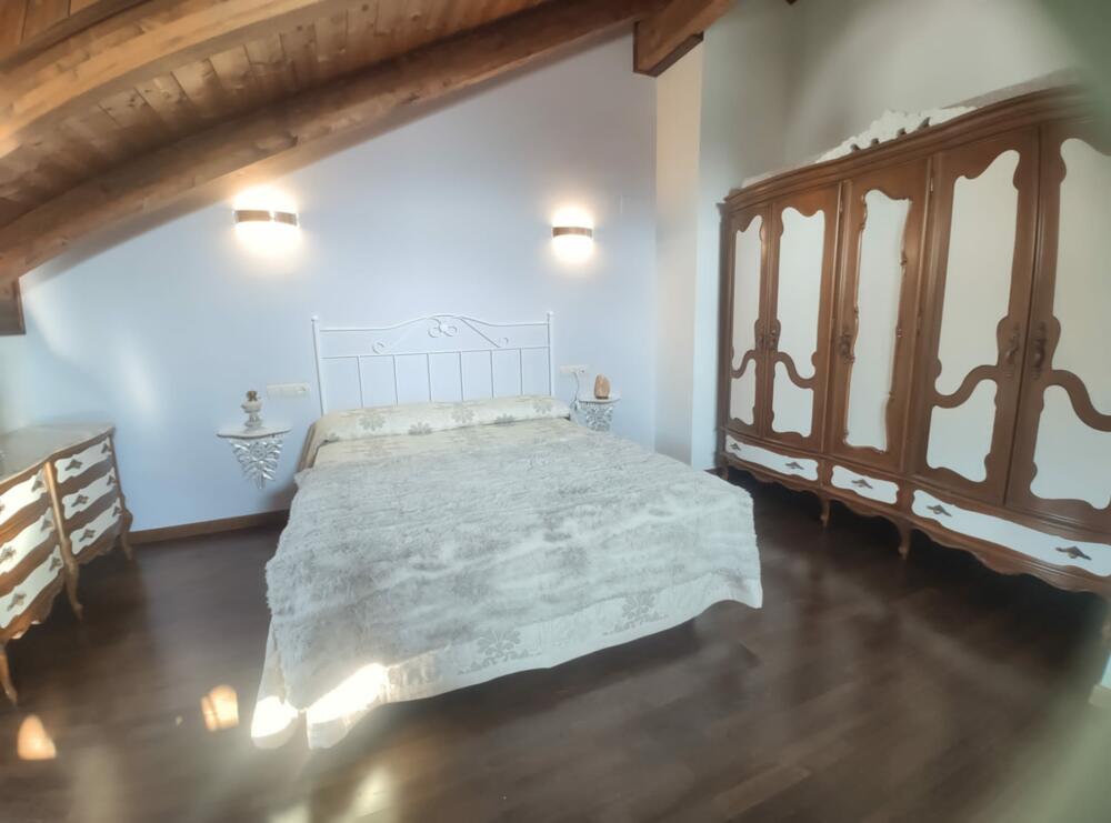 3 CASA FUENDEPLATA Apartamento  Jaca
