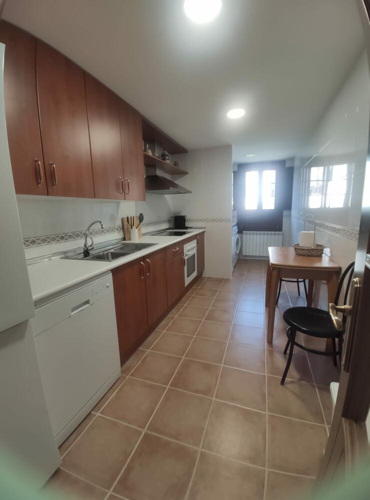 3 CASA FUENDEPLATA Apartamento  Jaca