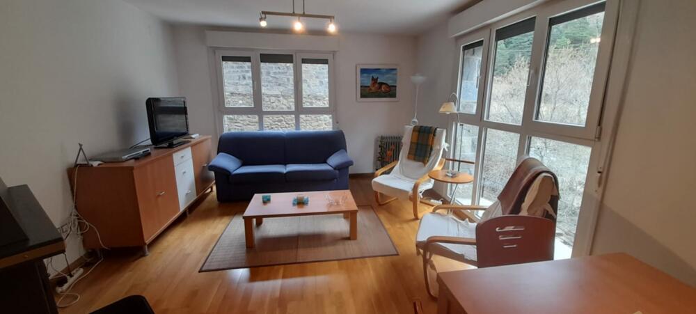12 APARTAMENTO BUENAVISTA Apartamento  Canfranc