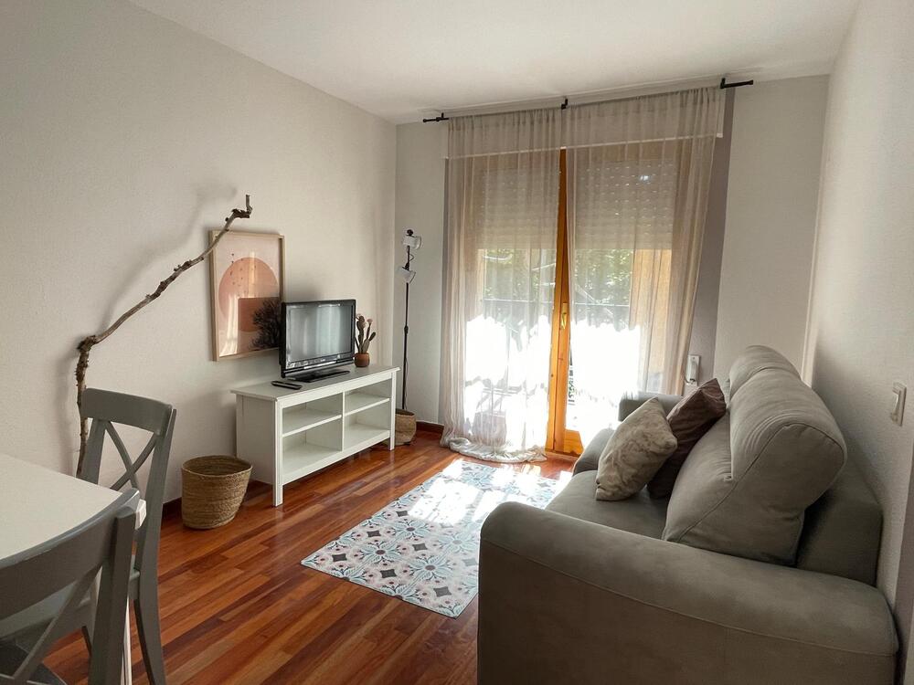 13 APARTAMENTO EL CANFRANERO Apartamento  Canfranc