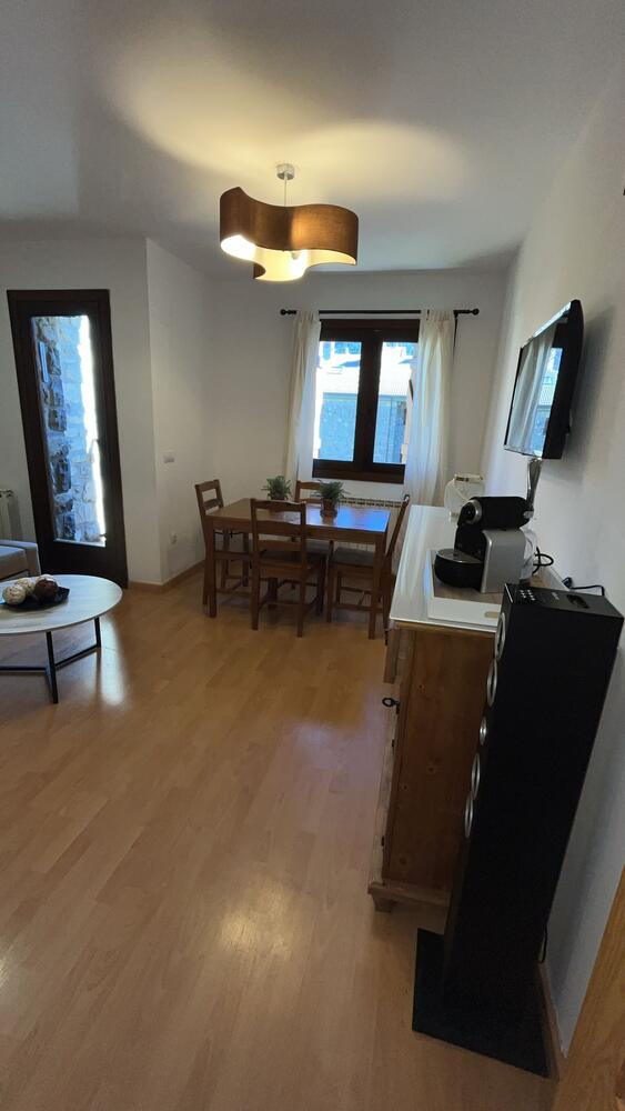 20 APARTAMENTO EL ROBLE Apartamento  Villanúa