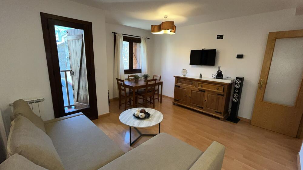 20 APARTAMENTO EL ROBLE Apartamento  Villanúa