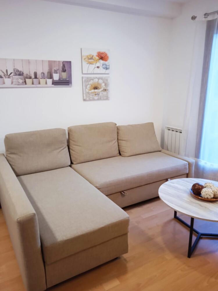 20 APARTAMENTO EL ROBLE Apartamento  Villanúa