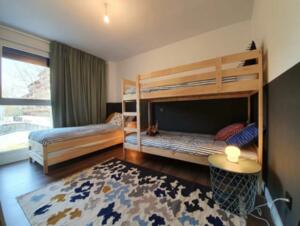24 APARTAMENTO POSETS Piso  Jaca