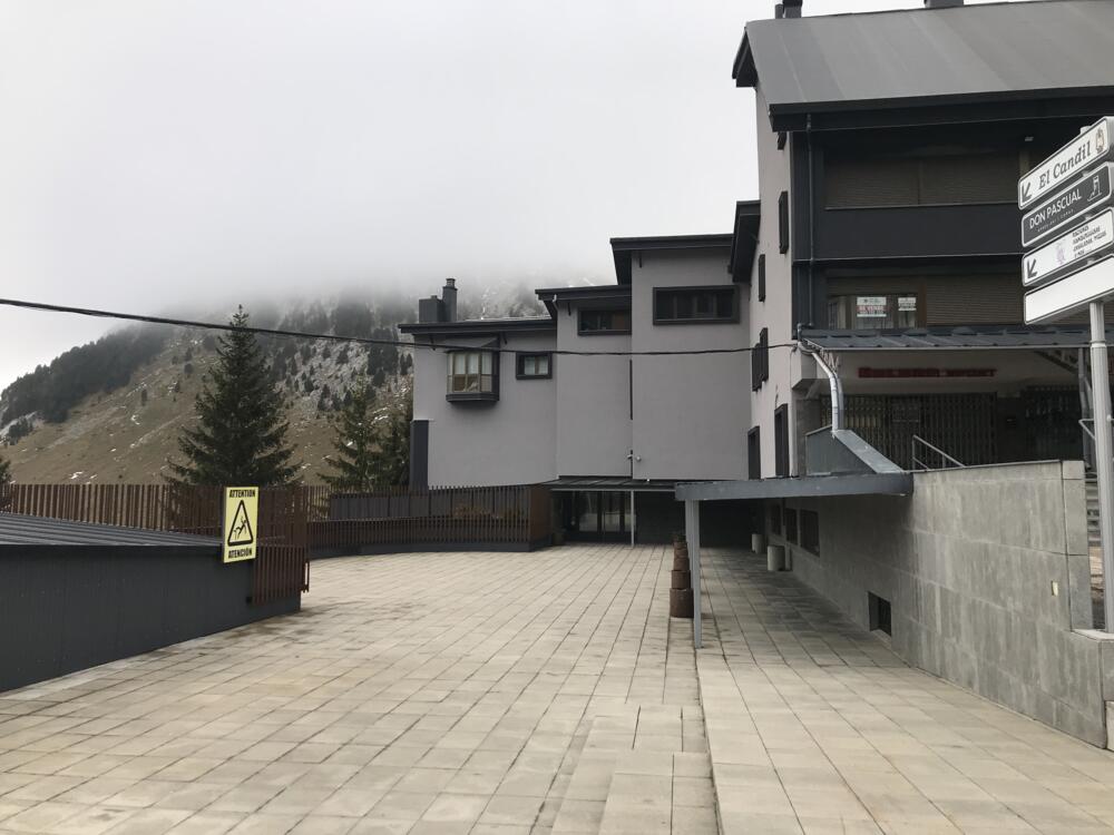 40 APARTAMENTO TOBAZO Apartamento Candanchú Aisa 40 APARTAMENTO TOBAZO Apartamento Candanchú Aisa