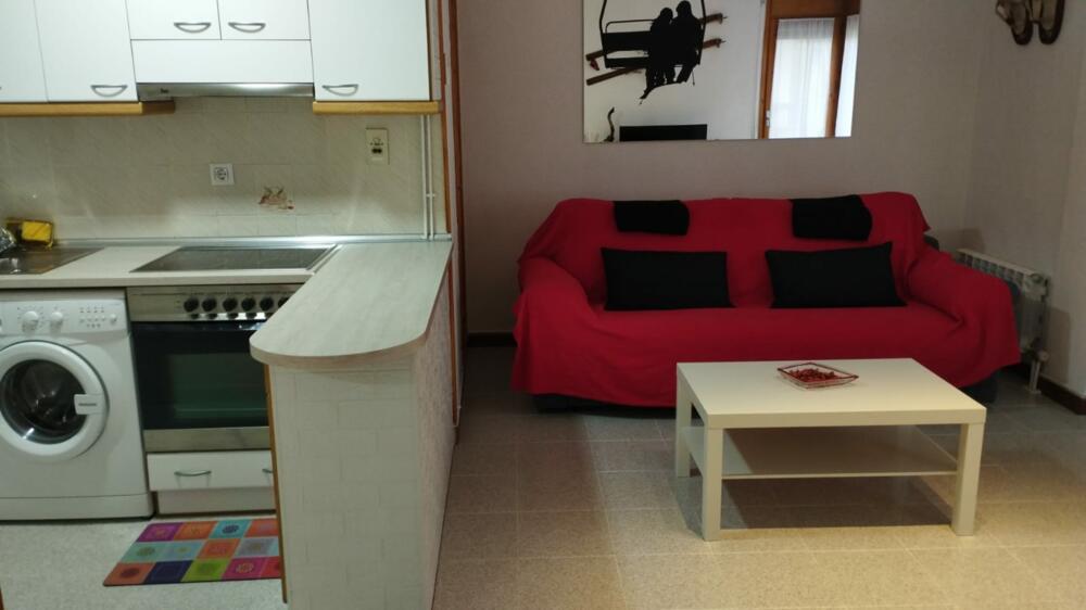 47 APARTAMENTO LA RACA Apartamento Jaca 47 APARTAMENTO LA RACA Apartamento Jaca