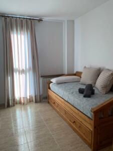 55 APARTAMENTO LOS MAÑOS DE OROEL Apartamento  Jaca