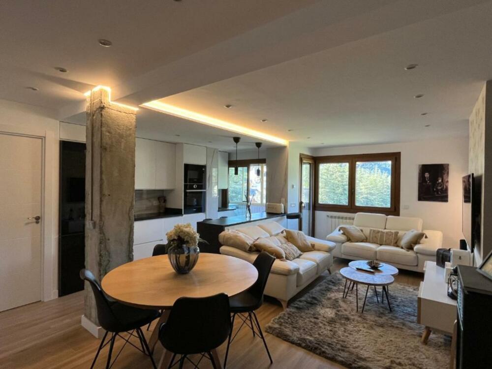 57 APARTAMENTO SAN BERNARDO Piso  Jaca