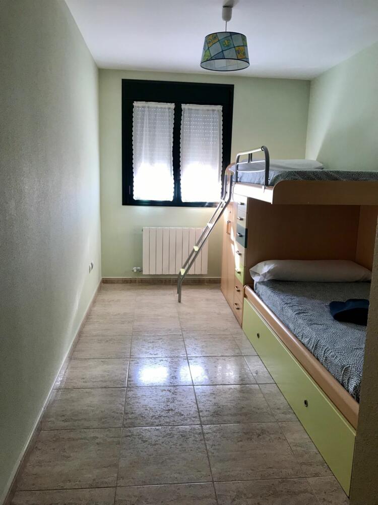 75 APARTAMENTO BISAURIN Apartamento  Jaca