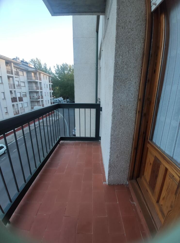 76 APARTAMENTO TILERO Apartamento  Jaca