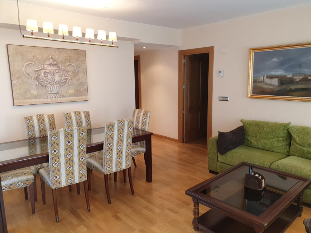 81 APARTAMENTO QUINTANAR  Piso  Jaca