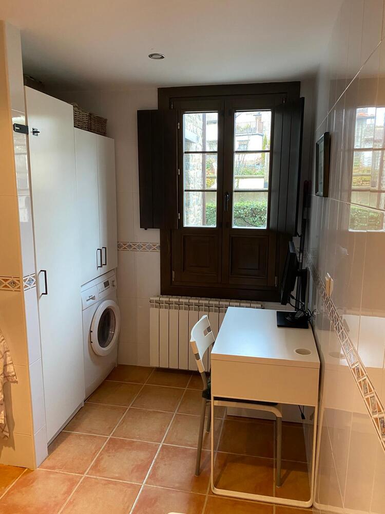 86 APARTAMENTO MENDIA Apartamento  Jaca