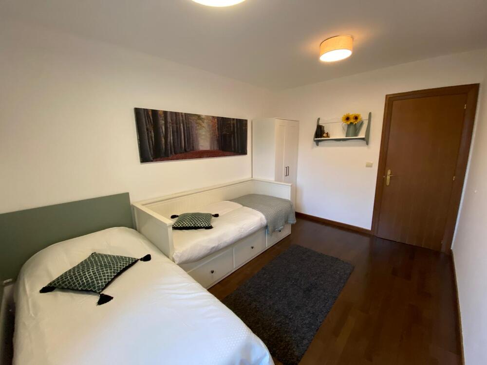 86 APARTAMENTO MENDIA Apartamento  Jaca