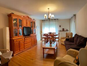 95 APARTAMENTO MARBORE Apartamento  Jaca
