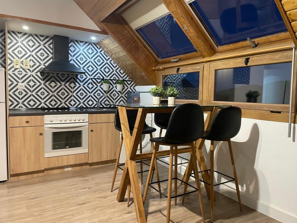 83 APARTAMENTO ASPE Apartamento  Jaca