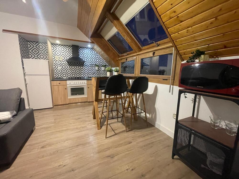 83 APARTAMENTO ASPE Apartamento  Jaca