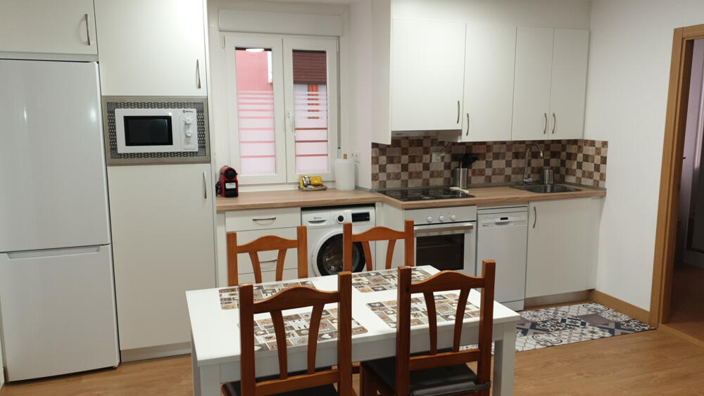 129 APARTAMENTO LEIRE  Apartamento  Jaca