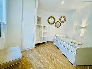 177 SAN NICOLAS - 1º TRIPLEX Apartamento CENTRO Jaca