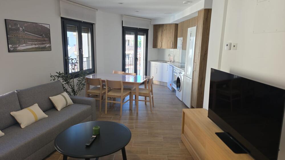 180 SAN NICOLAS - 3º Apartamento CENNTRO Jaca