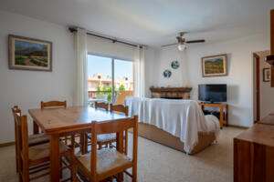 AT015 AT015 Els Munts Apartament  Torredembarra