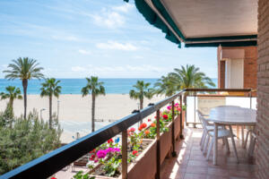AT091 AT091 Els Pins I Apartament  Torredembarra