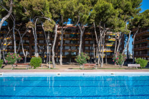 AT053 AT053 Els Pins I Apartament  Torredembarra
