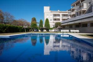 AT016 AT016 Pau Casals Apartament  Torredembarra