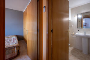 AT016 AT016 Pau Casals Apartament  Torredembarra