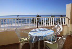 AT173 AT173 Baix a Mar Apartament  Torredembarra
