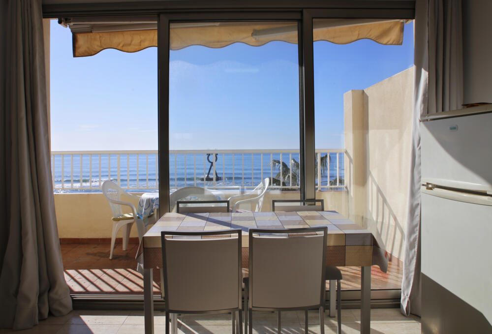 AT173 AT173 Baix a Mar Apartament  Torredembarra