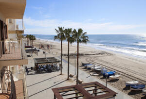 AT173 AT173 Baix a Mar Apartament  Torredembarra