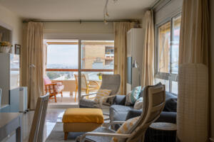 AT100 AT100 Antina Mar Apartament  Torredembarra