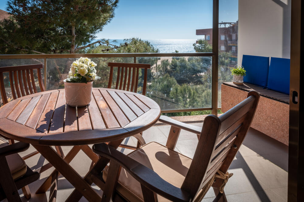 AT041 AT041 Els Pins II Apartament  Torredembarra