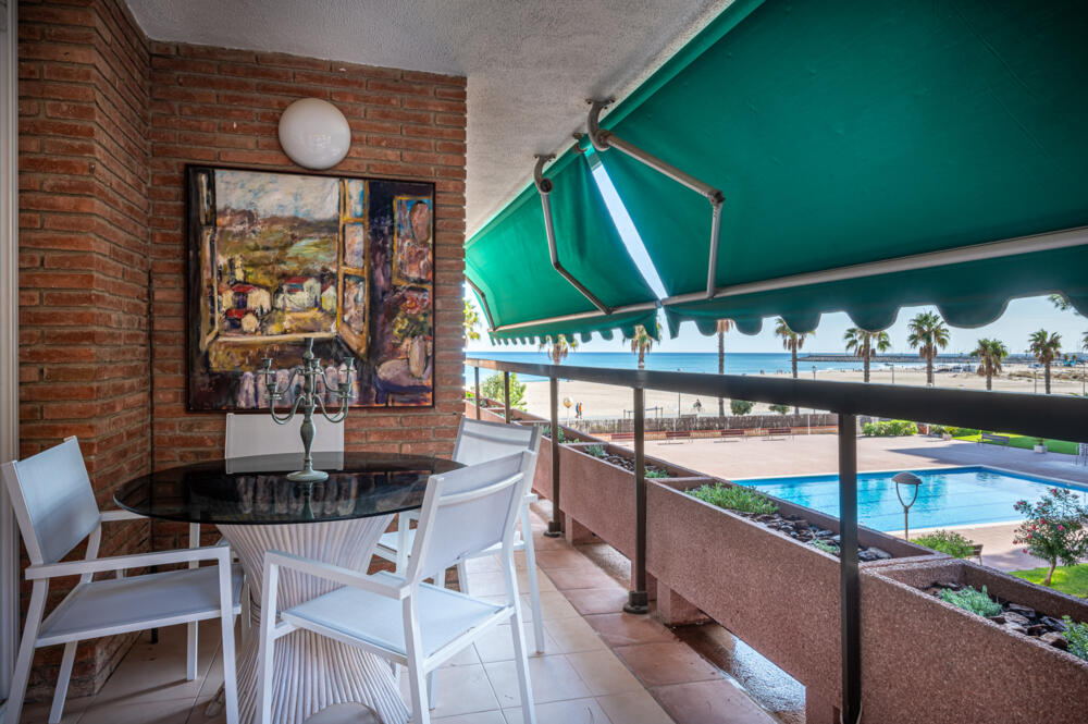 AT135 AT135 Els Pins I Apartament  Torredembarra