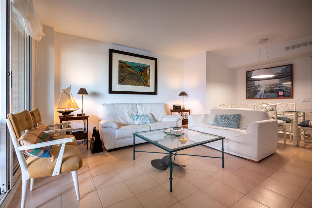 AT135 AT135 Els Pins I Apartament  Torredembarra